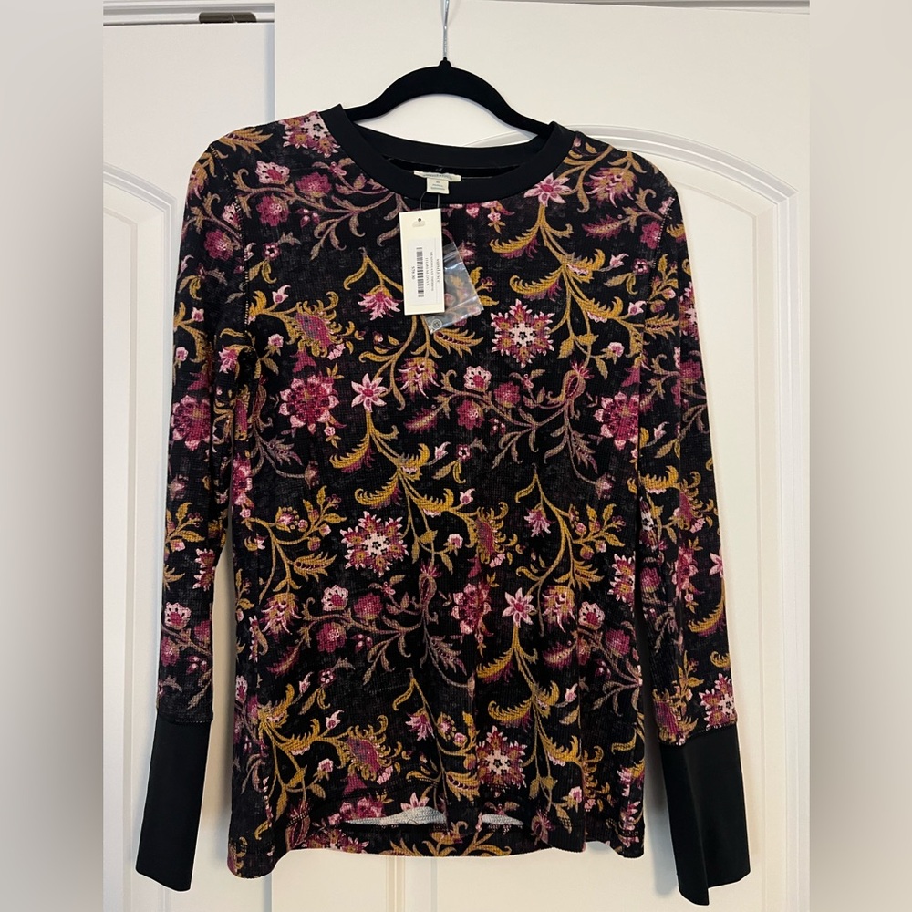 Sundance Black and Pink Floral Long Sleeve Thermal Shirt